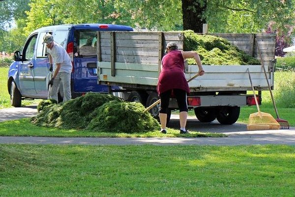 Créer un jardin extraordinaire avec des matériaux recyclés